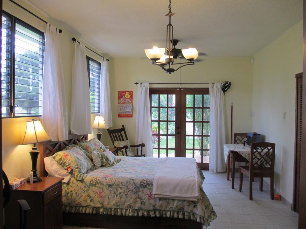 Royale Manor Vila Corozal Exterior foto