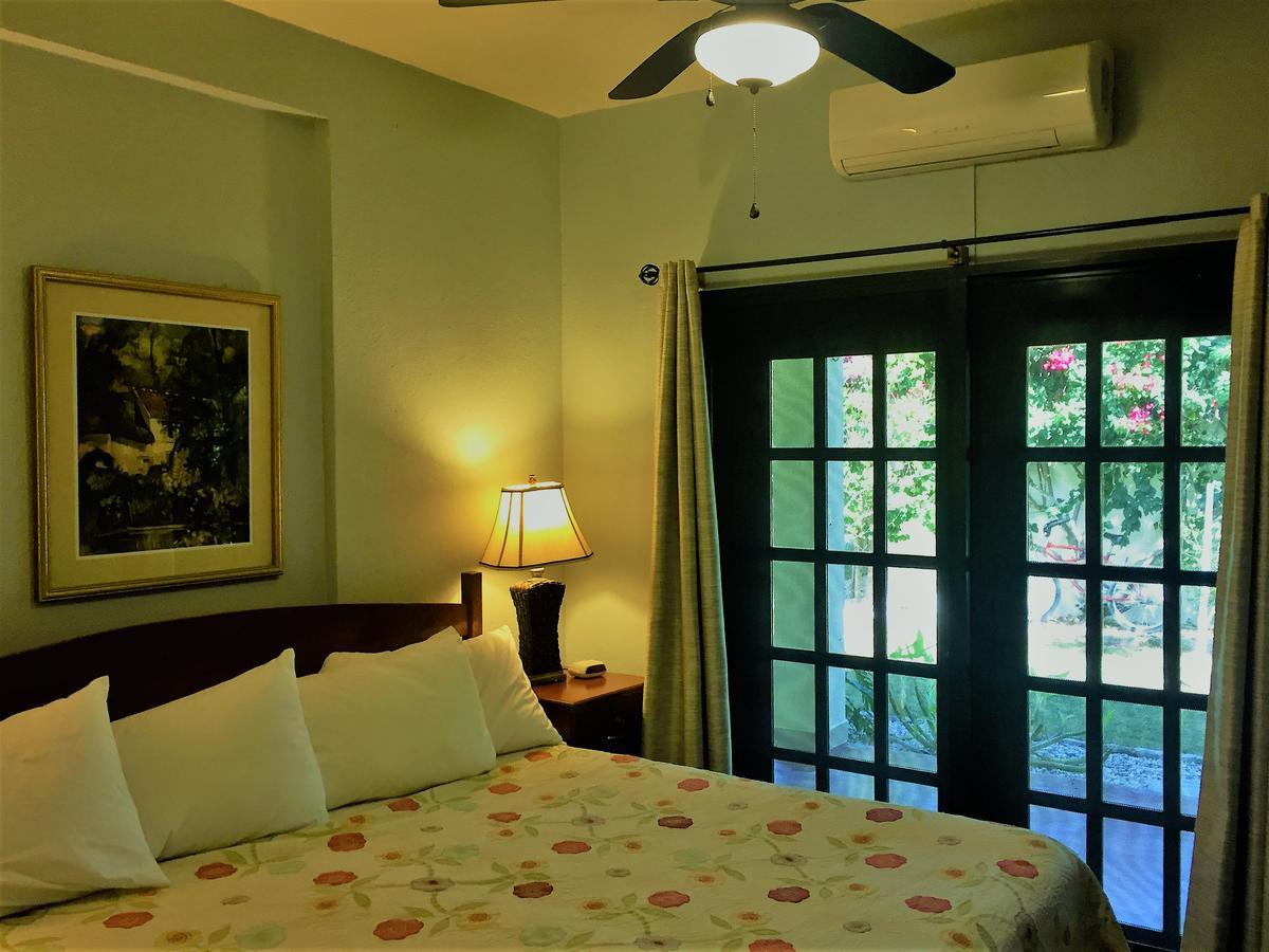 Royale Manor Vila Corozal Exterior foto